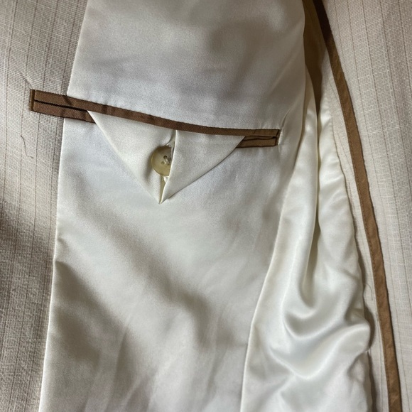 Express Men's Beige Striped Blazer - Picture 4 of 9